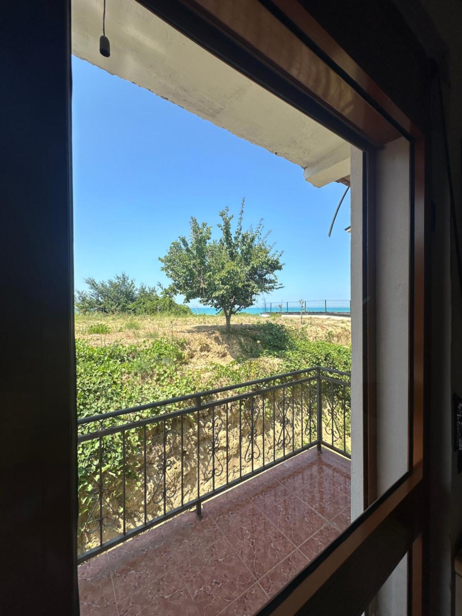 Apartment For Rent Vacation Krasniqi Karpen Eksteriør bilde